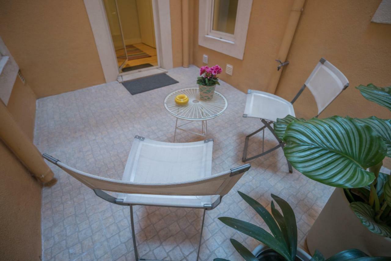 Elegant And Cozy Apartment Lisbon Exterior photo
